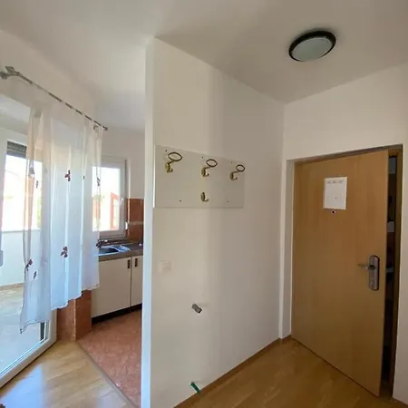Apartments Ivana With The Pool Rovinjsko Selo Exterior photo